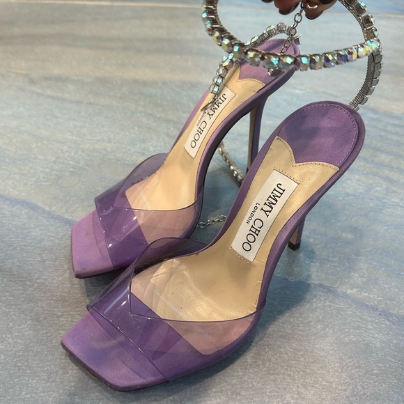 JIMMY CHOO
ELEGANT SANDAL IN PVC AND SATIN purple sz 36 $895 - Picture 4 of 7